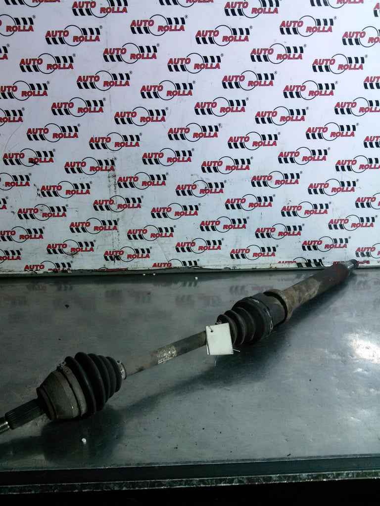 Planetara dreapta fata Peugeot 206 ,1.6s ,an 2006