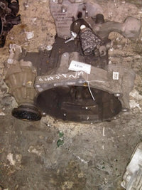 Cutie viteze Volkswagen Passat B6, 1.9 bxe, an 2006