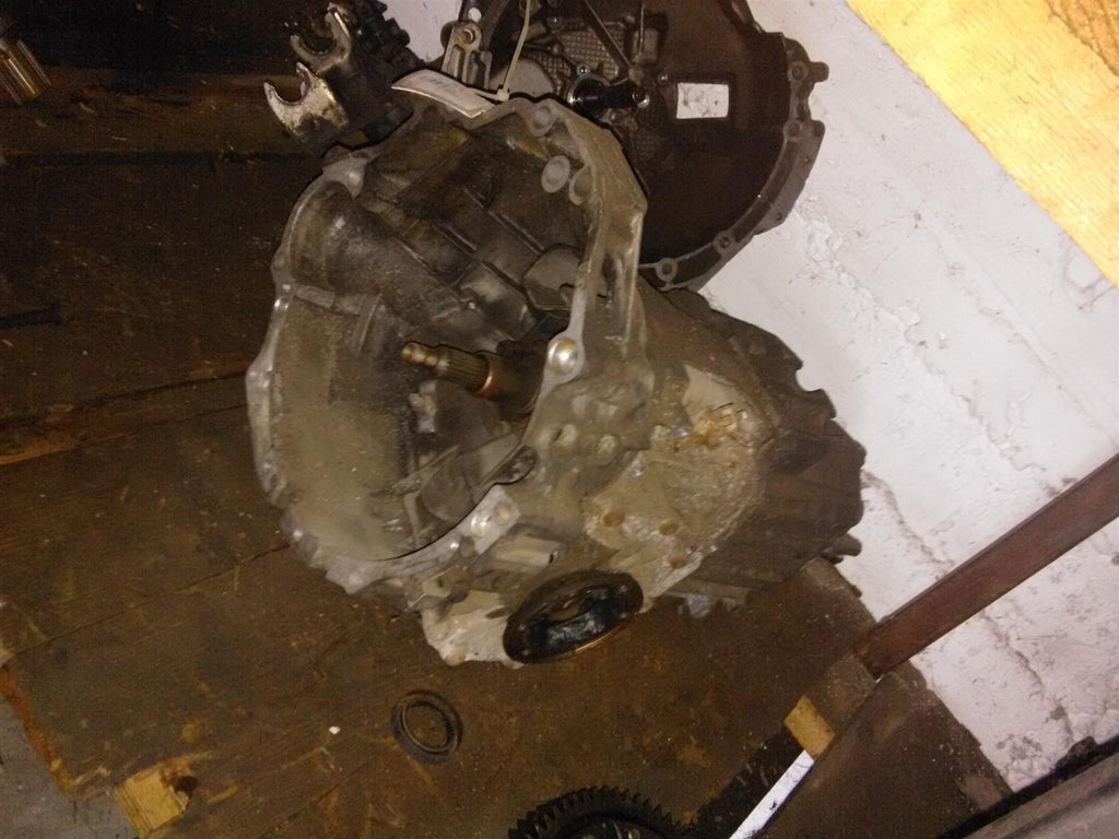 cutie viteze Audi A4, 1,8S