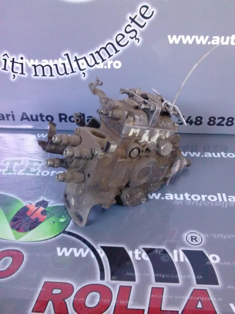 pompa injectie ureche rupta Mitsubishi L300, 2.5D