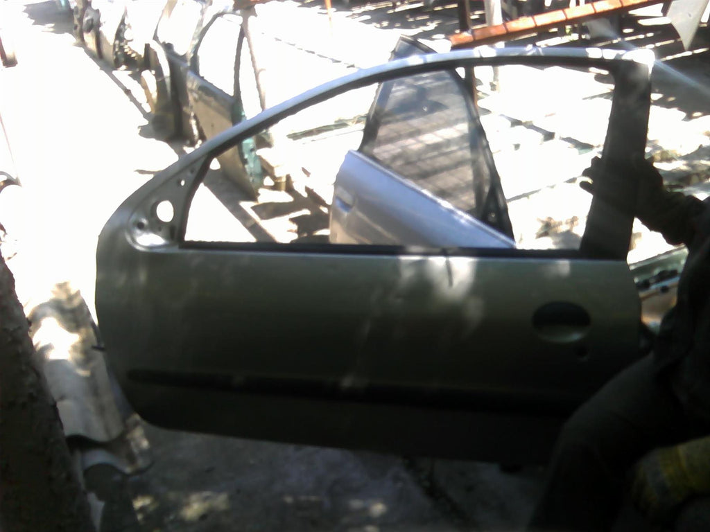 usa stanga fata goala Peugeot 206 2 usi