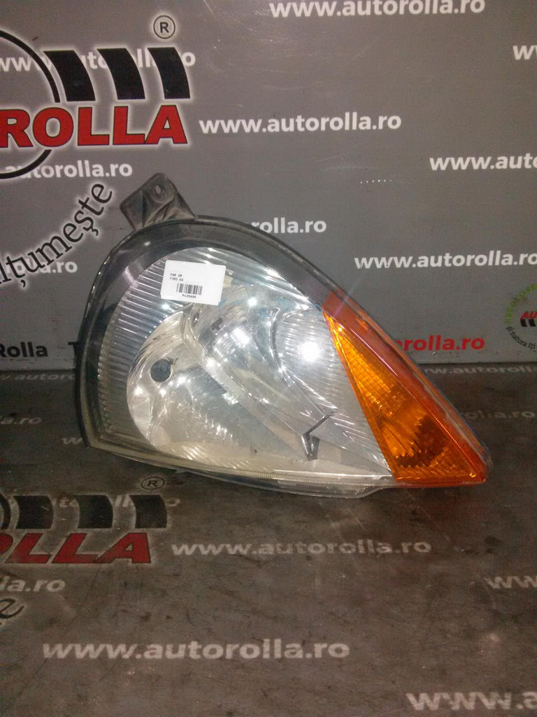 far dreapta Ford KA