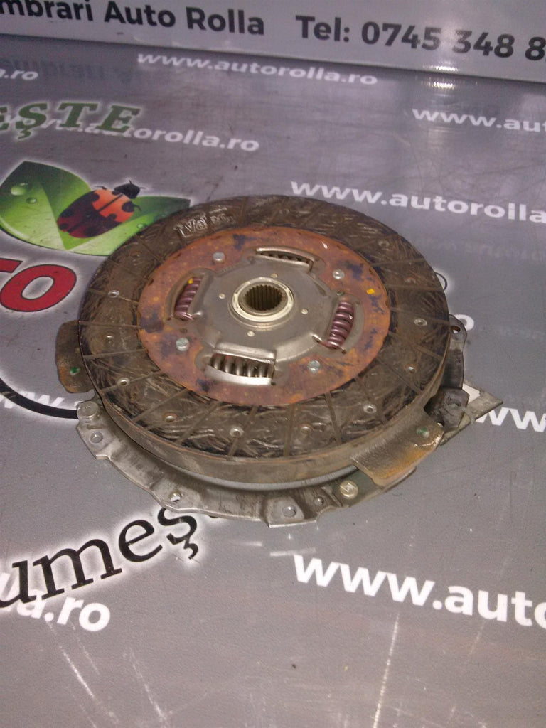 placa presiune si disc Dacia Logan 1.5DCI, an 2006