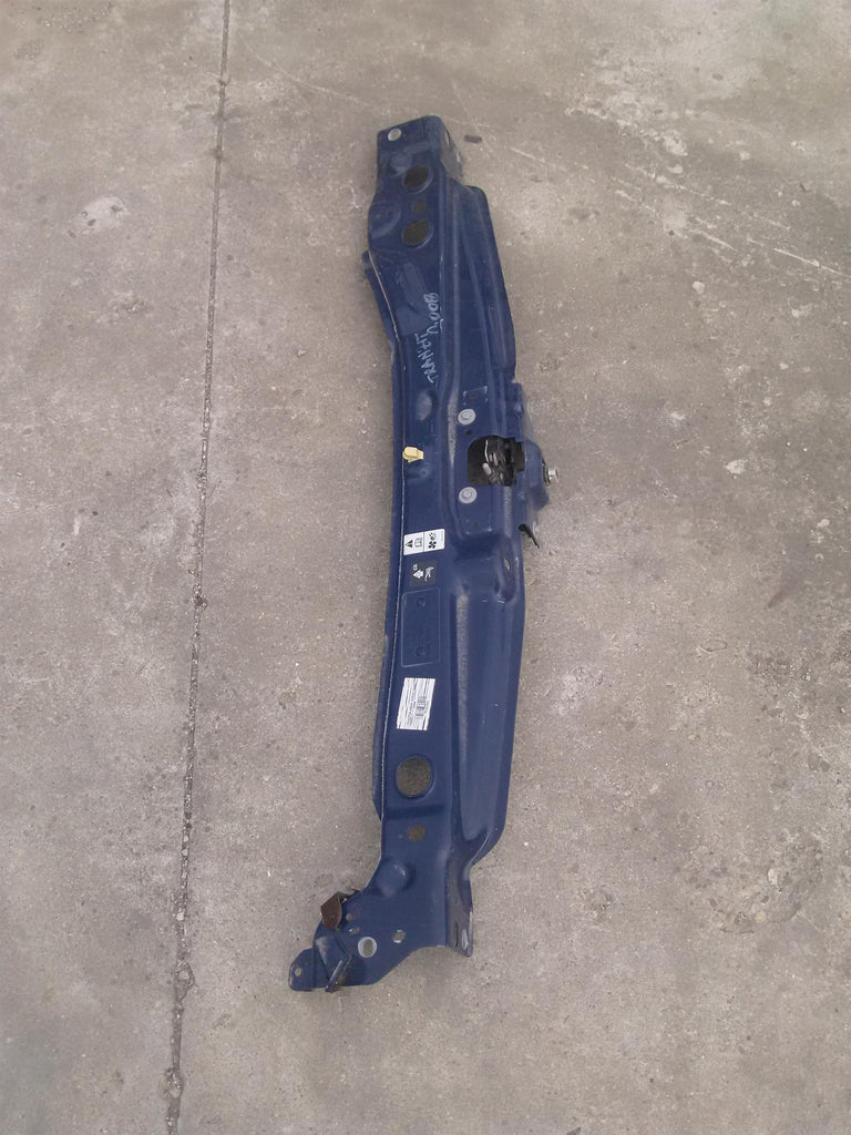 traversa fata superioara Ford Transit, an 2008