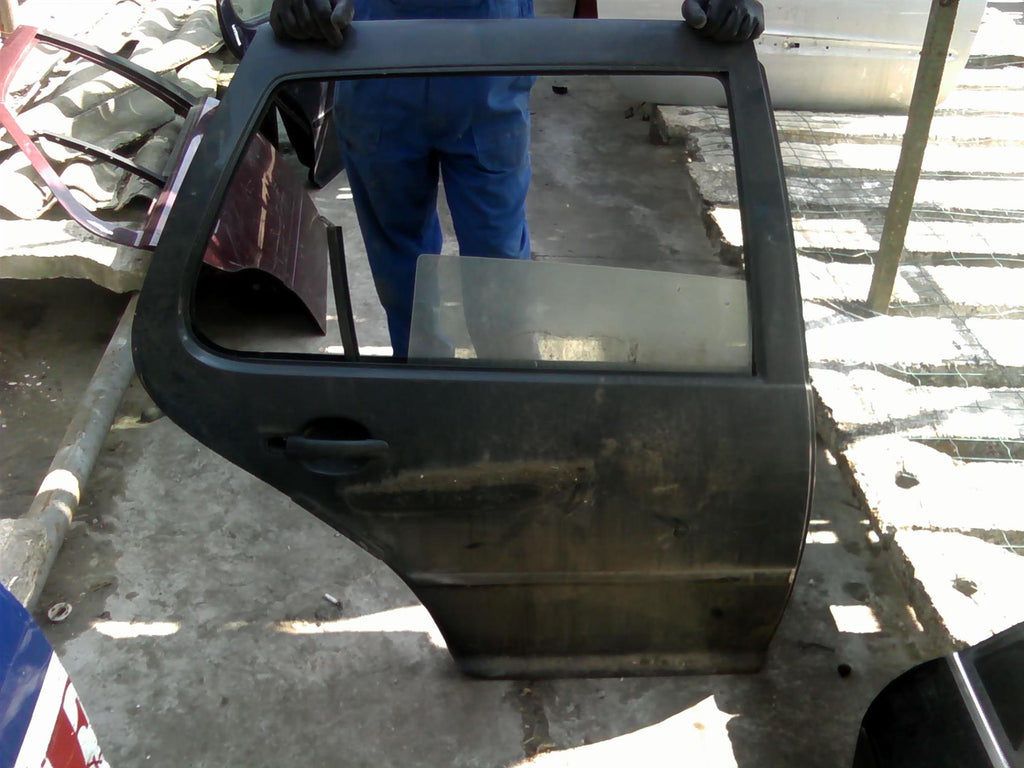 usa dreapta spate completa Volkswagen Golf 4