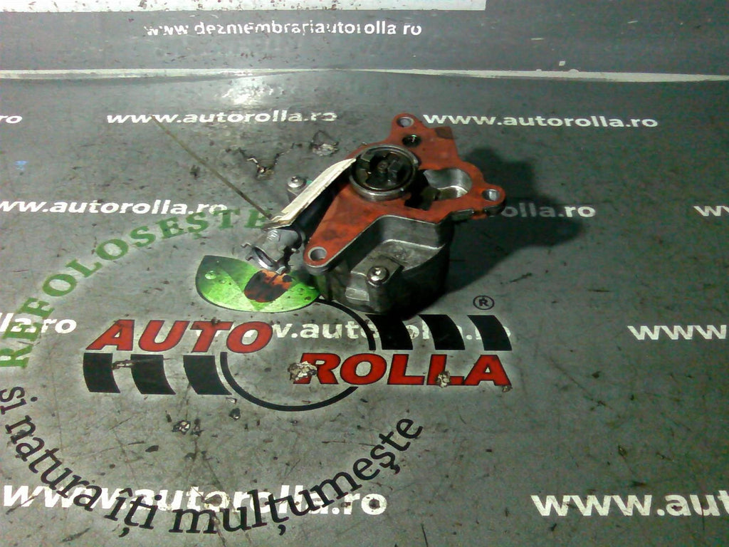 pompa vacuum Opel Vivaro 2.0D, an 2008