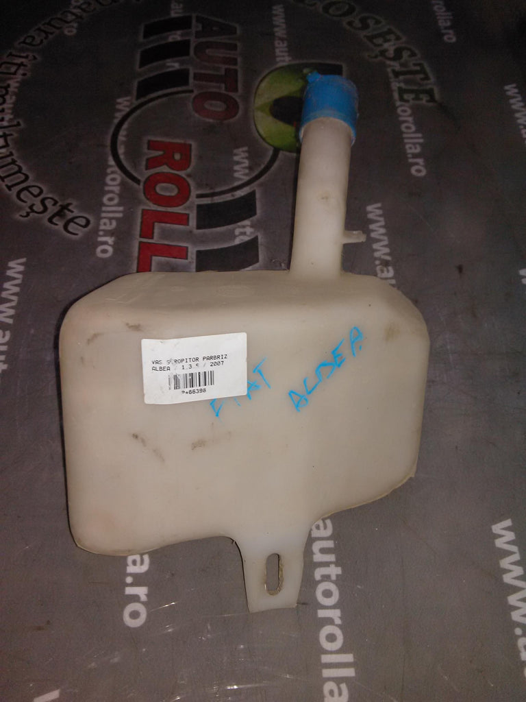 vas stropitor parbriz Fiat Albea 1.3S, an 2007