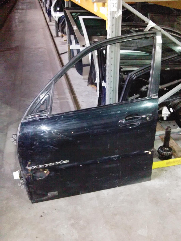 usa stanga fata lovita fara geam SsangYong Rexton, an 2006