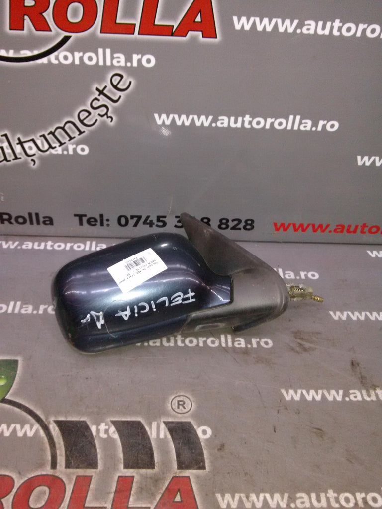 oglinda dreapta mecanica fara geam Skoda Felicia, an 1998