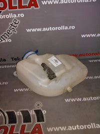 vas stropitor parbriz Mercedes Vito, an 2007