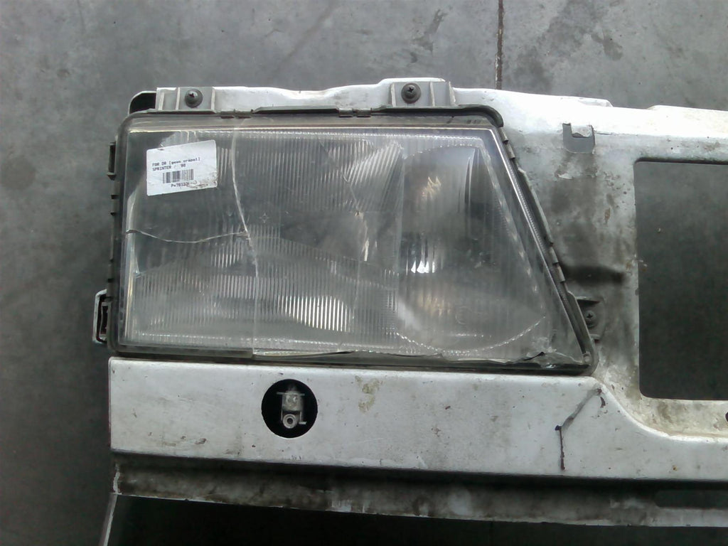 far dreapta geam crapat Mercedes Sprinter, an 1998