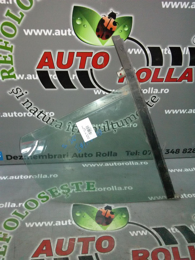 Geam coltar usa stanga spate Skoda Octavia 1, an 2009