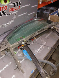 geam usa stanga fata si rama Audi A4, an 2005
