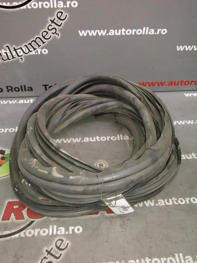 chedere usi 2 usi Fiat Punto 3, an 2010