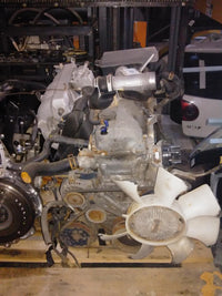 injectoare set si rampa Mazda B2300 2.3S, an 1994