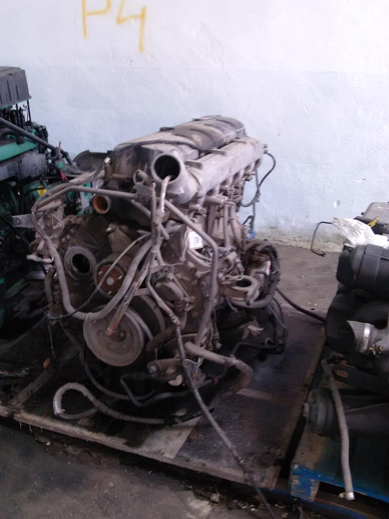 motor Renault Premium 420cp, an 2001