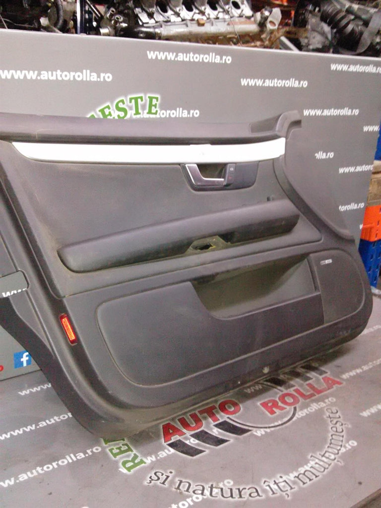 tapiterie usa stanga fata Audi A4, an 2007