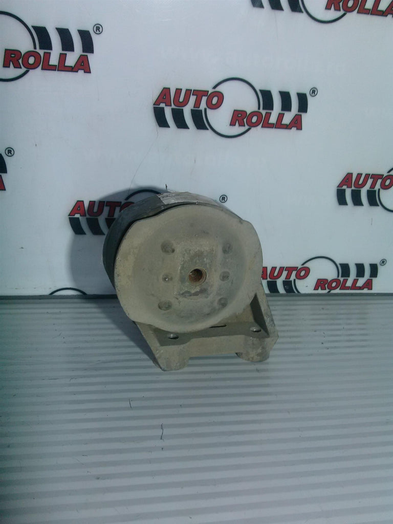 tampon motor dreapta Mercedes Atego  1823