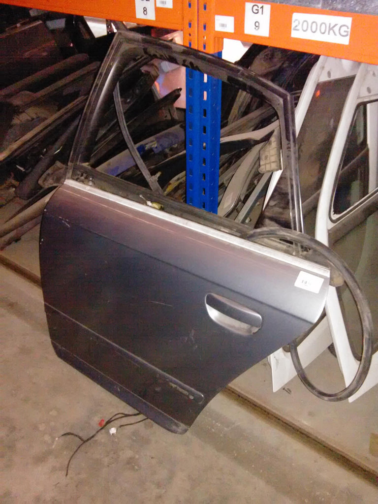 usa stanga spate fara geam Audi A4, an 2007