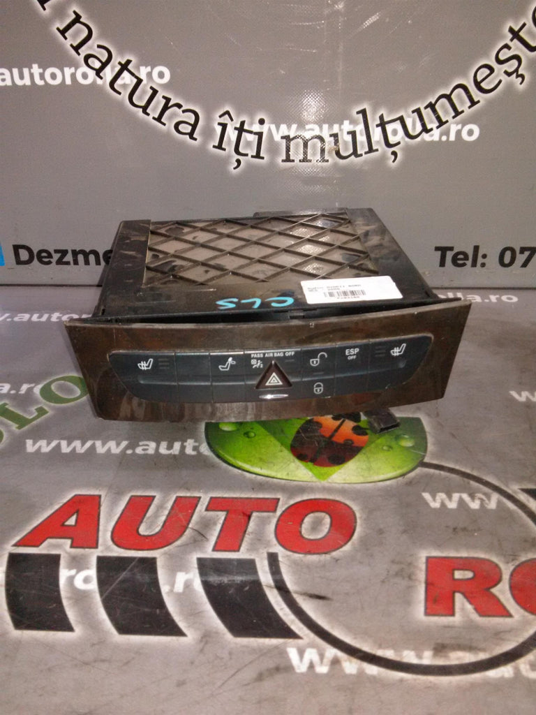 buton avarii bord Mercedes CLS, an 2006