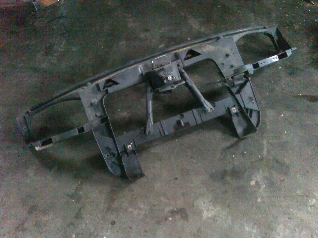 tragar si incuietoare capota Ford Mondeo