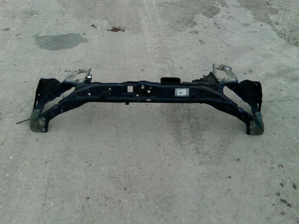 traversa superioara radiatoare Renault Trafic, an 2008