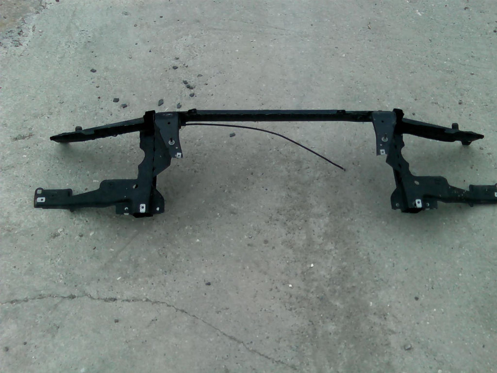 traversa superioara radiatoare BMW X5 E53, an 2002