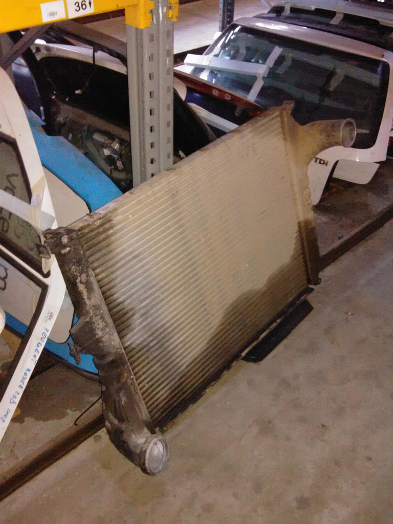 radiator intercooler Volvo FM9, an 2007