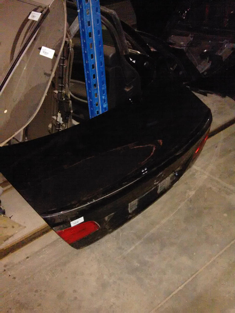 capota spate si stopuri BMW E93, an 2009