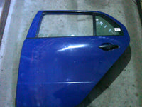 usa stanga spate fara macara Skoda Fabia, an 2001 hatchback