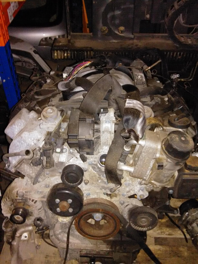 injectoare set si rampa Mercedes ML W164, 5.0S, an 2008