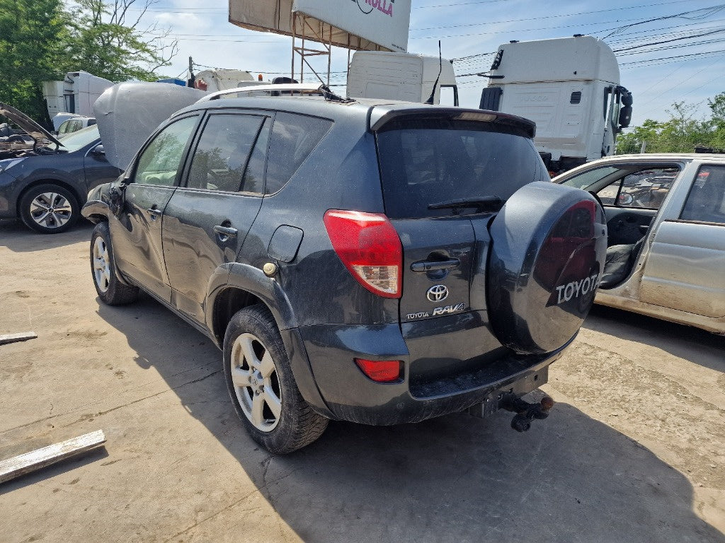 Dezmembrari Toyota RAV 4, 2.2D, an 2006, 2ADFHV