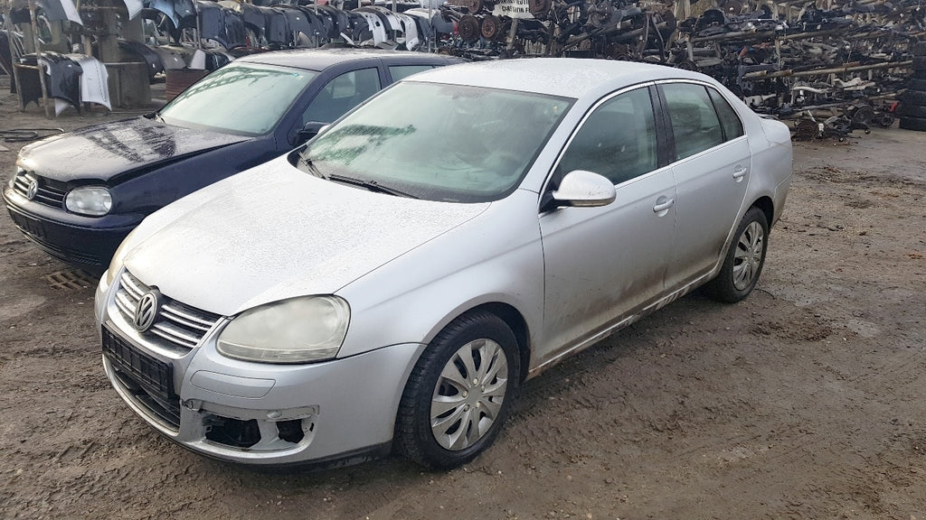 Dezmembrari Volkswagen Jetta 1.9TDI, an 2007