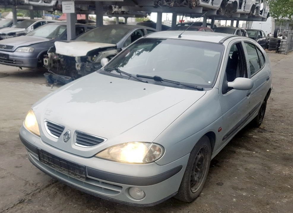 Dezmembrari Renault Megane 1.6S, an 2000, euro 3