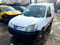 Dezmembrari Peugeot Partner 1.9HDI, an 2006 WJY
