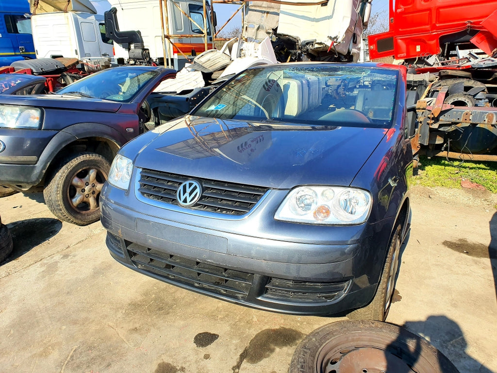 Dezmembrari Volkswagen Touran 1.9 tdi, an 2006