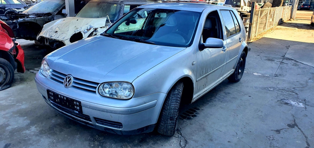 Dezmembrari Volkswagen Golf 4, 1.6S, an 2004, BCB, euro4