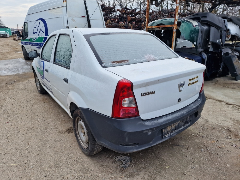 Dezmembrari Dacia Logan 1.2S, an 2011 facelift