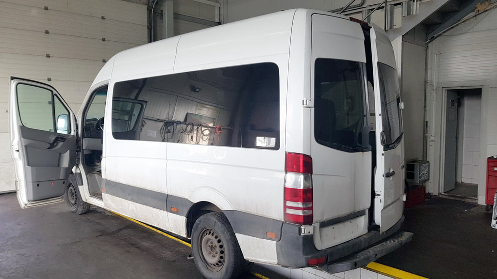 Dezmembrari Mercedes Sprinter 2.2CDI, an 2008 PERSOANE