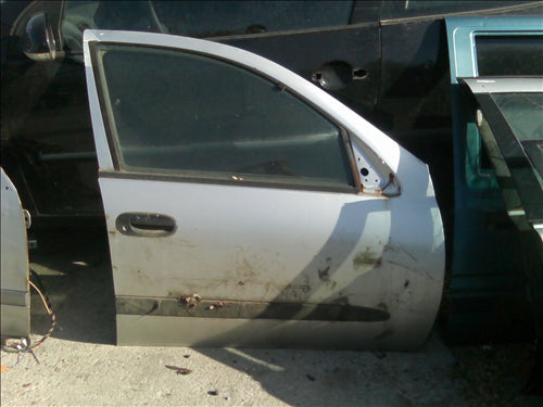 usa dreapta fata completa Nissan Almera