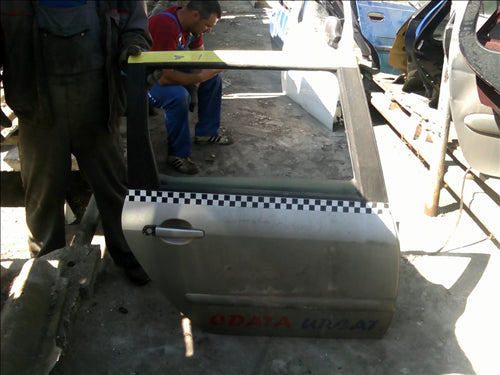 usa dreapta spate completa Peugeot 307