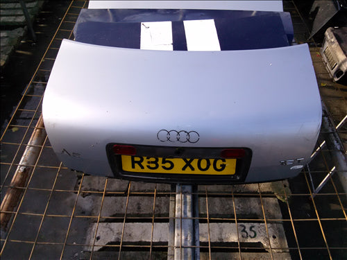 capota spate completa Audi A6, an 2002