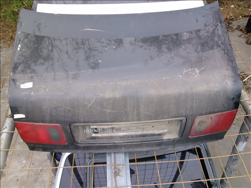 capota spate si stopuri Audi A8