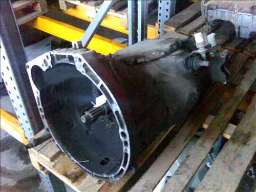 cutie viteze Iveco Zeta 4.0D