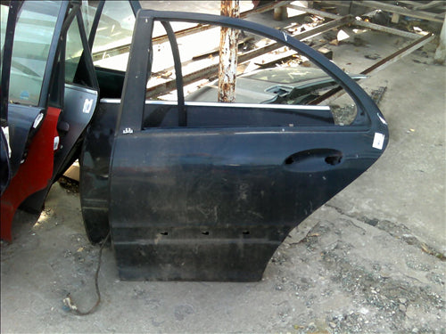usa stanga spate goala Mercedes Cclass W203