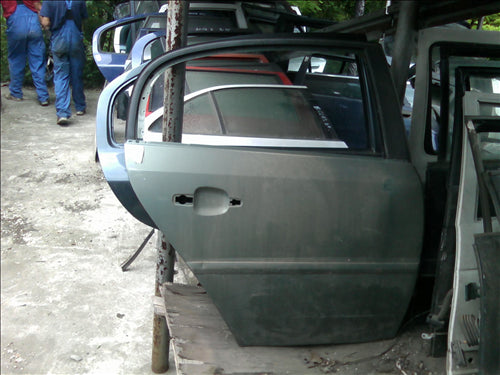usa dreapta spate fara geam Opel Vectra C
