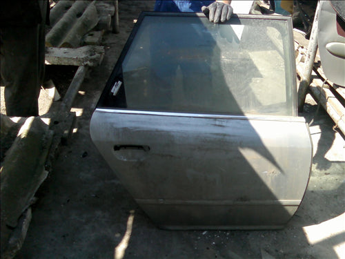 usa dreapta spate completa Audi A6 an 2002