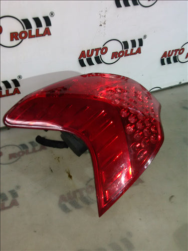 stop stanga aripa Peugeot 3008, an 2010