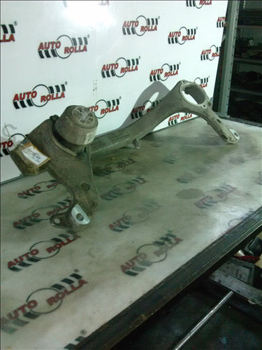 traversa motor Volkswagen Touareg, 2.5TDI, an 2005