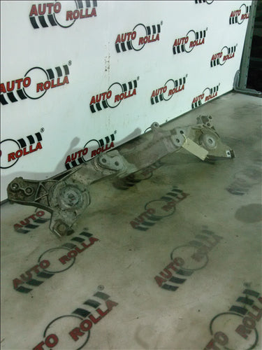 traversa cutie viteze mecanica BMW X3, 2.0D an 2007